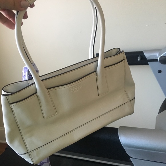 Coach Purse-White Leather - Picture 2 of 4